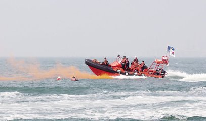Bahrain wreck at midnight, 150 multi-country passengers were rescued and 60 people were rescued